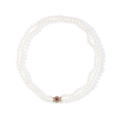 View full screen - View 1 of Lot 226. Collier perles de culture, rubis et diamants | Cultured pearl, ruby and diamond necklace.