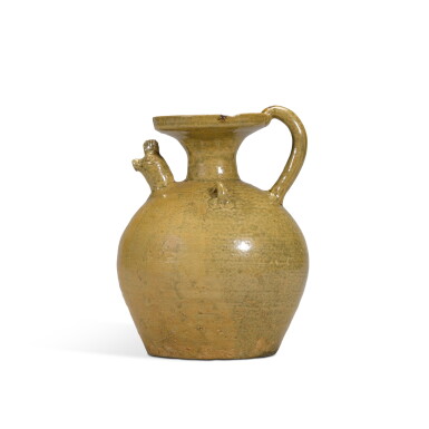 View full screen - View 1 of Lot 302. A 'Yue' celadon-glazed chicken-head ewer, Jin dynasty | 晉 越窰青釉雞首壺.