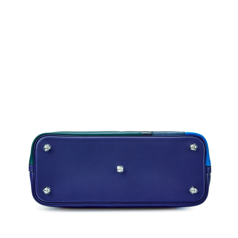 Cover image 0