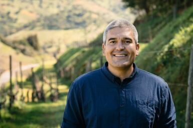 View full screen - View 1 of Lot 66. Pine Ridge Vineyards, Cabernet Sauvignon, Whorl's Focus, Napa Valley 2019 (120 BT).