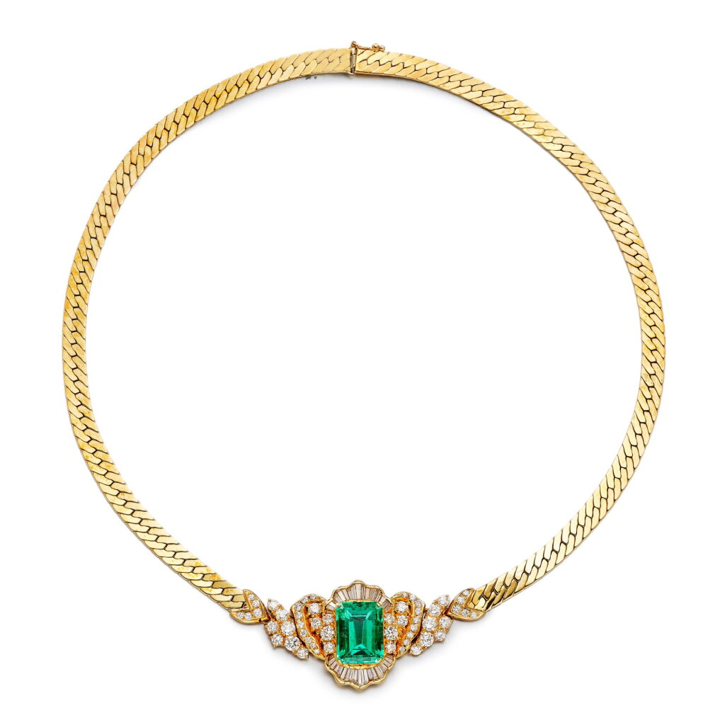View full screen - View 1 of Lot 244. Emerald and Diamond Necklace | 祖母綠 配 鑽石 項鏈.
