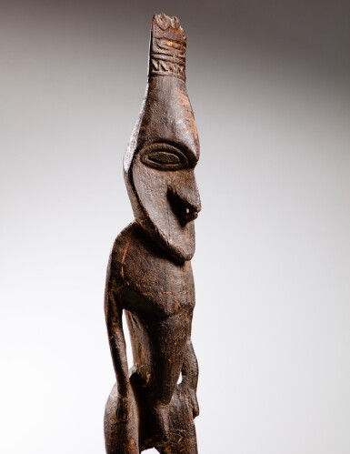 View full screen - View 1 of Lot 34. Statue, Sépik, Papouasie-Nouvelle-Guinée | Sepik Figure, Papua New Guinea.