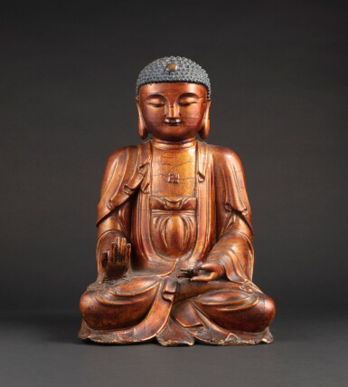 View full screen - View 1 of Lot 201. A rare large gilt wood seated Buddha 17th-18th century | 十七至十八世紀 漆金木佛坐像.
