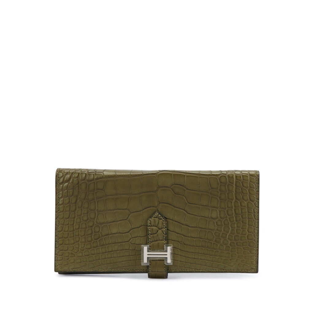View full screen - View 1 of Lot 6141. Vert Veronese Matte Mississippiensis Alligator Bearn Wallet Palladium Hardware, 2010.