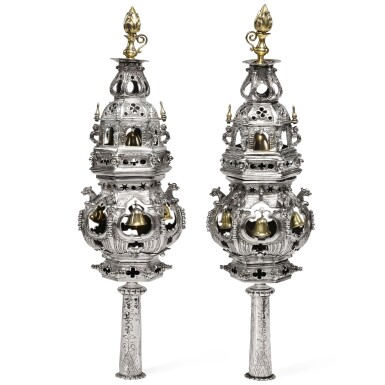 View full screen - View 1 of Lot 107. A PAIR OF IMPORTANT EARLY DUTCH PARCEL-GILT SILVER TORAH FINIALS, ROTTERDAM, 1649.