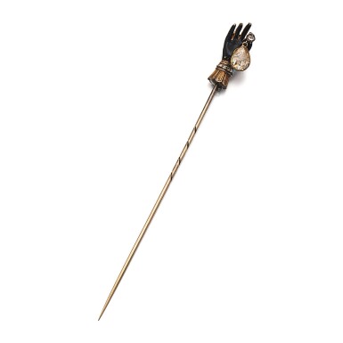 View full screen - View 1 of Lot 585. DIAMOND AND ENAMEL PIN.