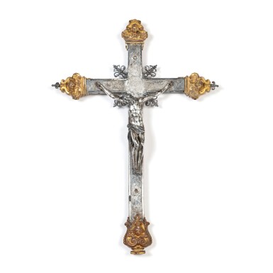 View full screen - View 1 of Lot 115. A silver and gilt bronze processional cross on wooden core, probably southern Italy, circa 1740 | Croix de procession en argent et bronze doré sur âme en bois, probablement Italie du Sud, vers 1740.