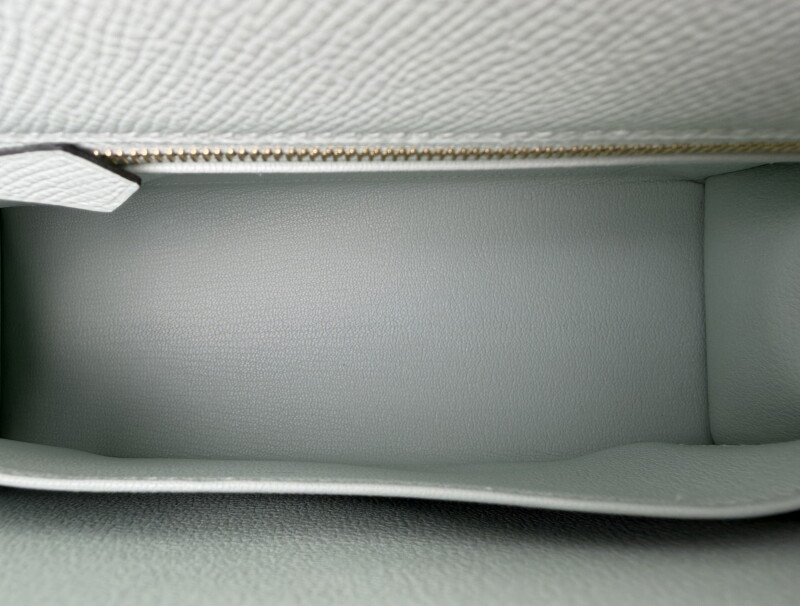 Cover image 0