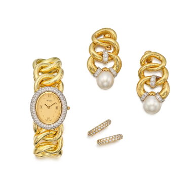 View full screen - View 1 of Lot 2. Suite of Gold and Diamond Jewels.