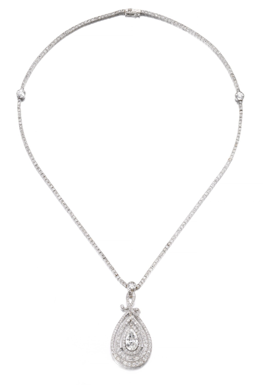 View full screen - View 1 of Lot 649. Diamond necklace, circa 1910 | 鑽石項鏈,約1910年.
