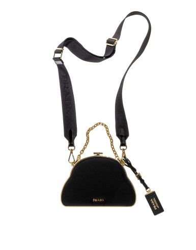 Voir en plein écran - Voir 1 du lot 9. PRADA | ECLIPSE NYLON BAG.