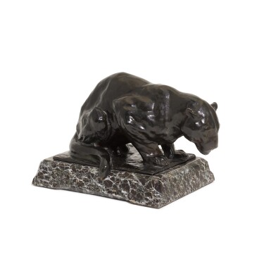 View full screen - View 1 of Lot 212. Jaguar accroupi, petit modèle.