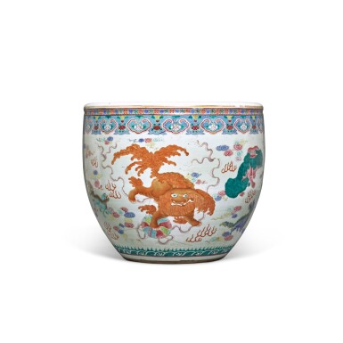 View full screen - View 1 of Lot 36. A large famille-rose 'Buddhist lion' jardinière, Qing dynasty, 19th century .