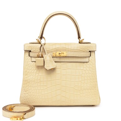 View full screen - View 1 of Lot 3. Vanille Matte Mississippiensis Alligator Kelly 25 Retourné Gold Hardware, 2024.