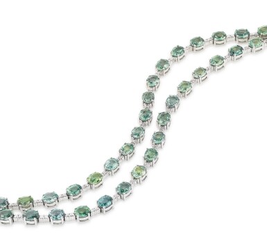 View full screen - View 1 of Lot 217. Bracelet saphirs et diamants | Sapphire and diamond bracelet.