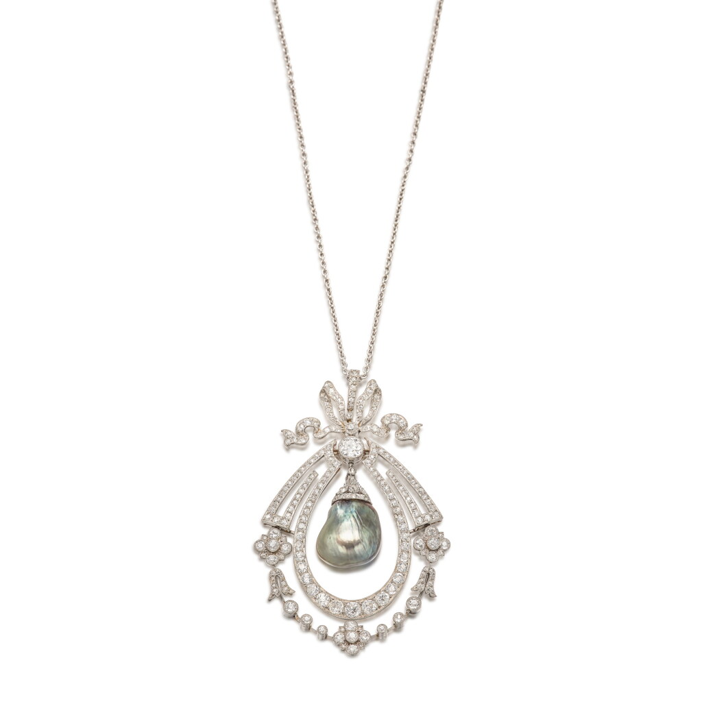 View full screen - View 1 of Lot 1873. Belle Époque Natural Pearl and Diamond Pendant Necklace | 美好年代 天然珍珠 配 鑽石 吊墜項鏈.