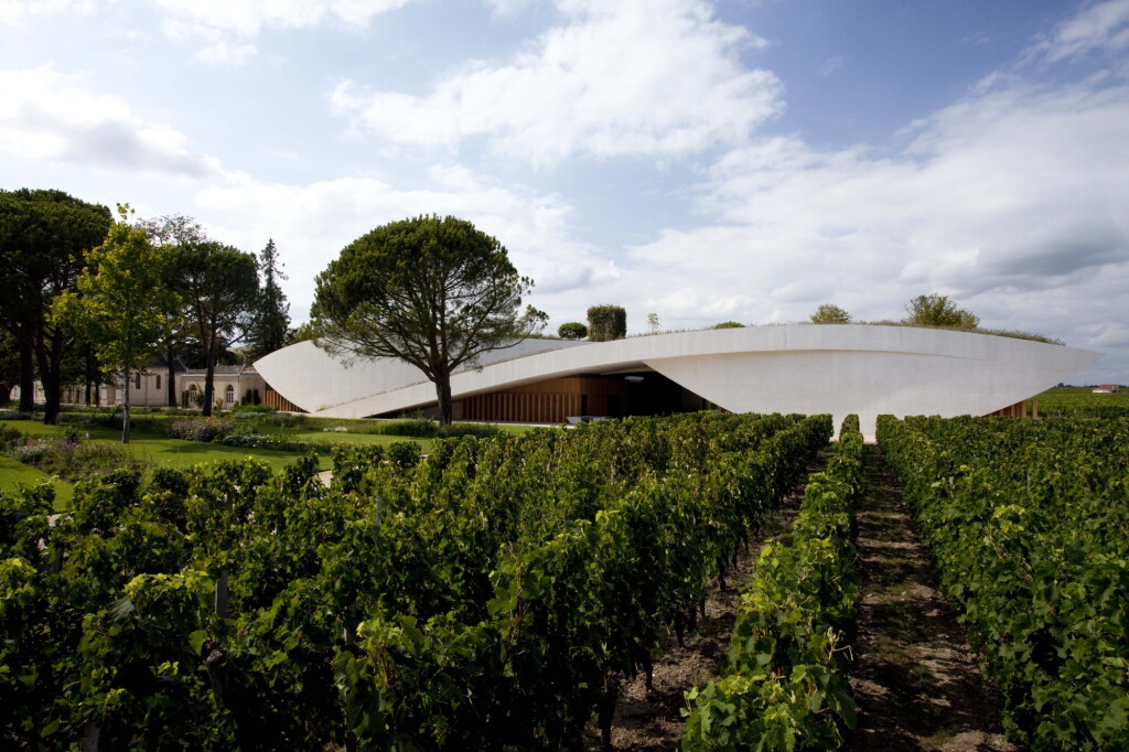 View full screen - View 1 of Lot 539. Château Cheval Blanc 2014 (6 BT).