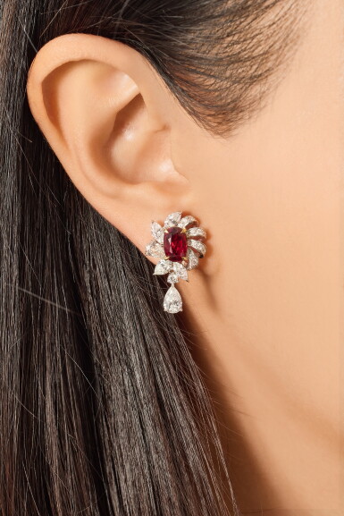 View full screen - View 1 of Lot 2889. Pair of Ruby and Diamond Pendent Earrings | 1.24 及 1.17克拉 天然「緬甸」未經加熱紅寶石 配 鑽石 耳墜一對.