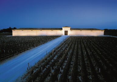 View full screen - View 1 of Lot 9456. Pauillac de Château Latour 2016 (12 BT).