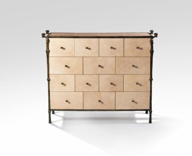 View full screen - View 1 of Lot 134. Commode 14 Tiroirs.