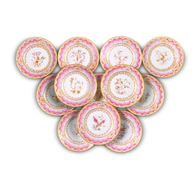 View full screen - View 1 of Lot 1220. Twelve Berlin (K.P.M.) Porcelain Dinner Plates from 'The Damaskus Service' of Emperor Wilhelm II of Prussia, 1903.