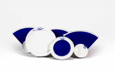 View full screen - View 1 of Lot 1151. Albertine dinner service and Swann teapot and six cups, Follies series | Service de table Albertine et une théière et six tasses Swann, série Follies.