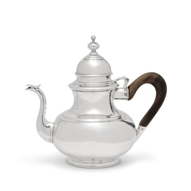 View full screen - View 1 of Lot 808. An American Silver Teapot, Tobias Stoutenberg, New York, circa 1730-40.
