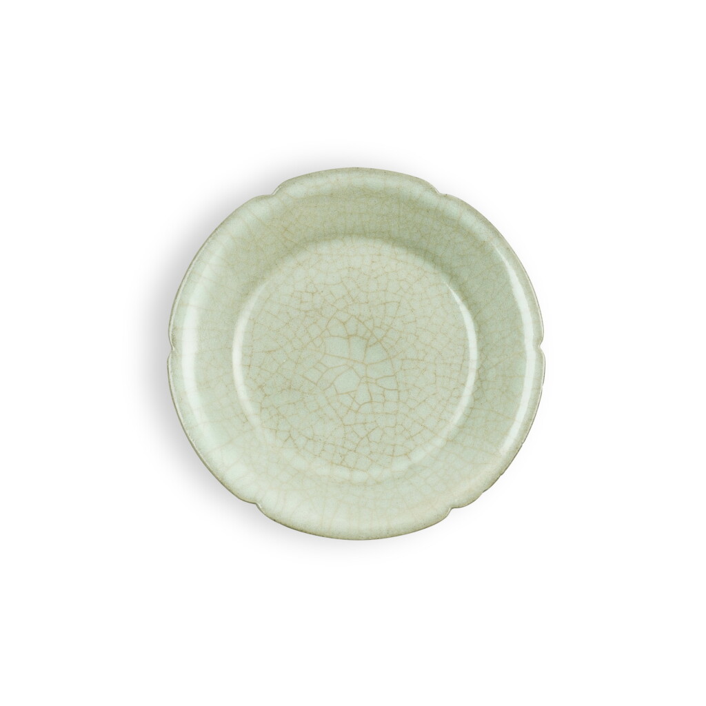 View full screen - View 1 of Lot 120. An exceptional and important 'Guan' lobed dish, Southern Song dynasty .