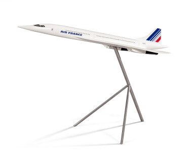 View full screen - View 1 of Lot 132. Maquette du Concorde aux couleurs d'Air France.
