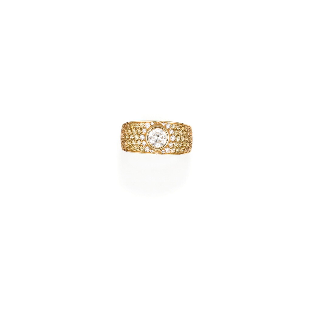 View full screen - View 1 of Lot 165. BAGUE DIAMANTS, "MOT D'AMOUR", MELLERIO | DIAMOND RING, 'MOT D'AMOUR', MELLERIO.