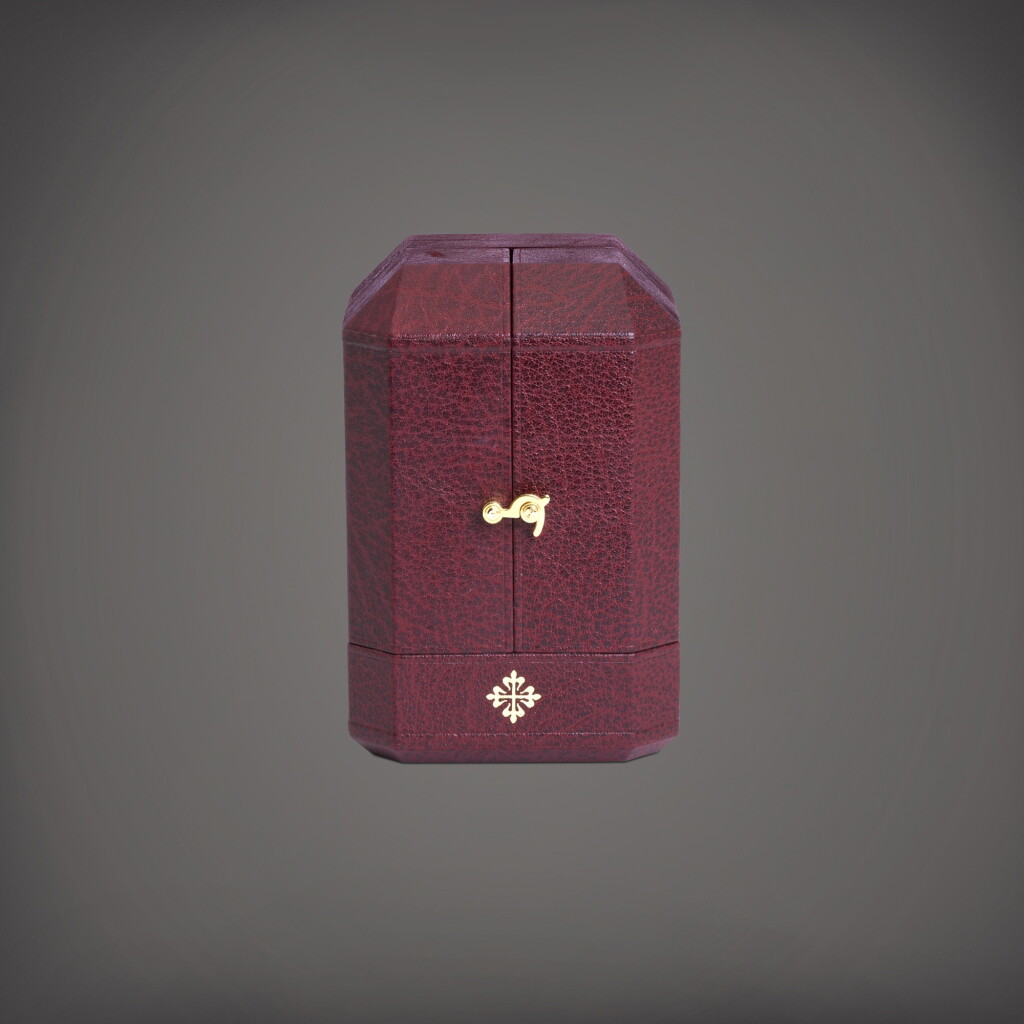 View full screen - View 1 of Lot 103. A limited edition presentation case with outer packaging | Circa 2000.