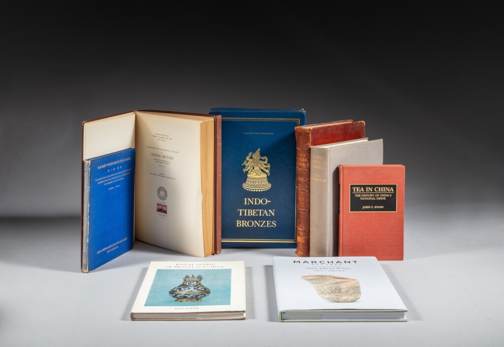 View full screen - View 1 of Lot 24. A group of approximately 80 Asian art reference books and dealer catalogues on painting, jades, ancient bronzes and buddhist art | 亞洲書畫、玉器、青銅器及佛教參考書籍 一組八十本.