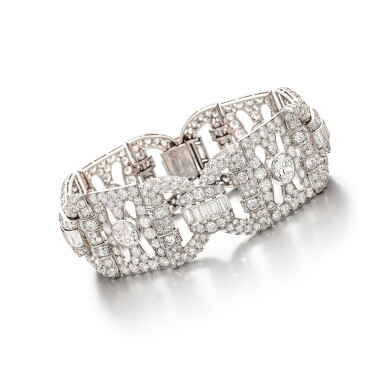 View full screen - View 1 of Lot 1812. Diamond Bracelet | 寶格麗 | 鑽石 手鏈.