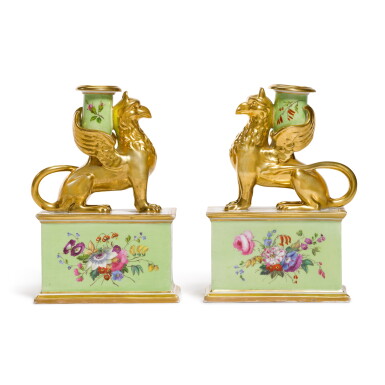 View full screen - View 1 of Lot 194. A pair of Worcester (Barr, Flight & Barr) green-ground griffin candlesticks, circa 1815.