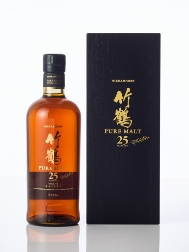 View full screen - View 1 of Lot 6035. 竹鶴Nikka Taketsuru Pure Malt 25 Year Old 43.0 abv NV (1 BT70).