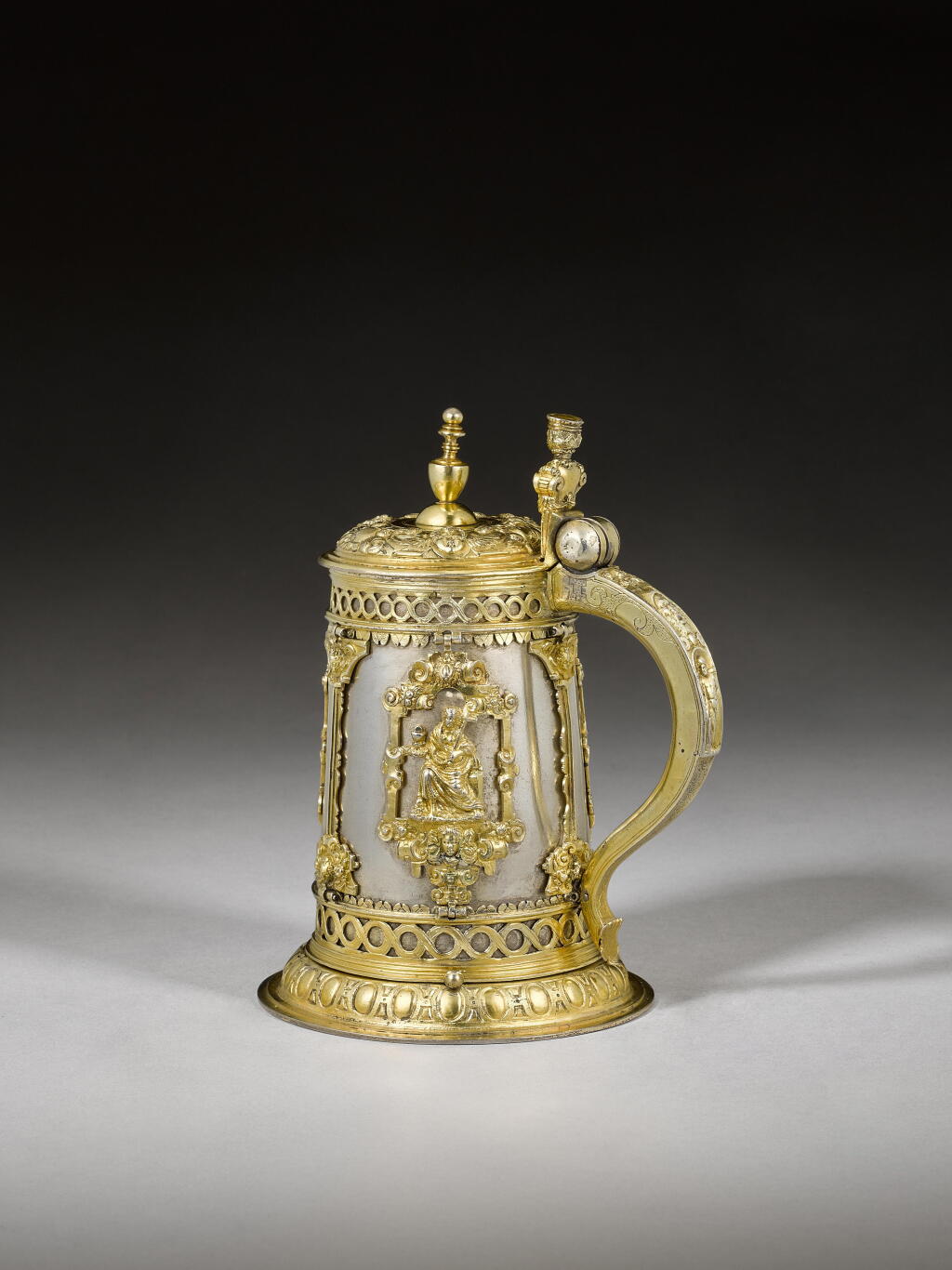View full screen - View 1 of Lot 514. A German parcel-gilt silver tankard, Daniel Kolb, Ulm, circa 1590.