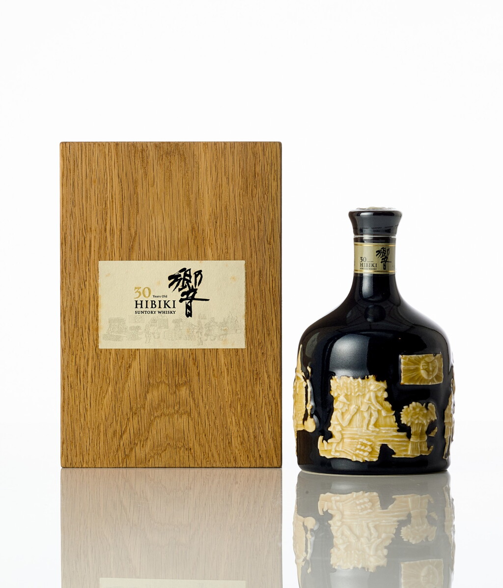 View full screen - View 1 of Lot 5082. 響 Hibiki 30 Year Old Aritayaki Edition Ceramic Decanter NV (1 BT75).