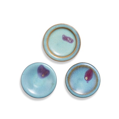 View full screen - View 1 of Lot 5852. Three Junyao purple-splashed blue-glazed saucer dishes, Jin - Yuan dynasty | 金至元 天藍釉紫斑小碟三件.