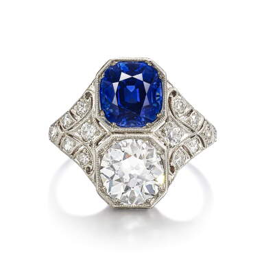 View full screen - View 1 of Lot 1699. Art Deco Sapphire and Diamond 'Toi et Moi' Ring | 裝飾藝術風格 3.13克拉 天然「克什米爾」未經加熱藍寶石 配 鑽石 戒指.