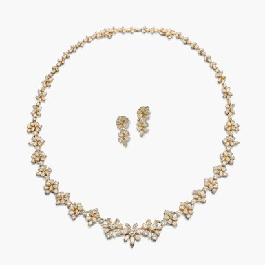 View full screen - View 1 of Lot 1356. Diamond Necklace and Pair of Earrings | 鑽石 項鏈 配 耳環一對.