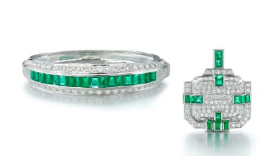 View full screen - View 1 of Lot 9151. EMERALD AND DIAMOND BANGLE AND BROOCH/PENDANT |祖母綠 配 鑽石 手鐲, 及 別針 / 吊墜.