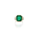 Emerald and diamond ring