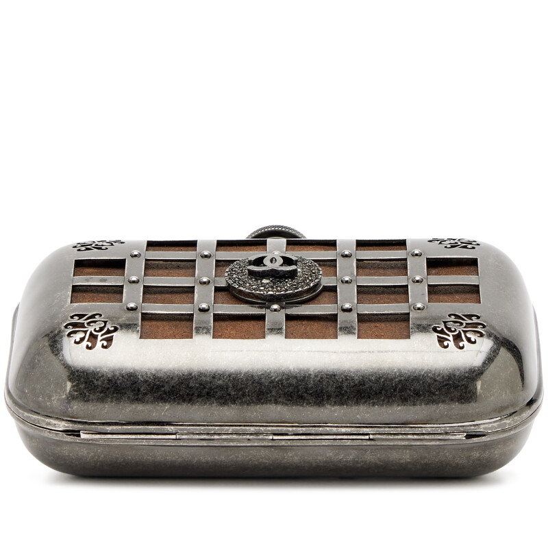 Cover image 0