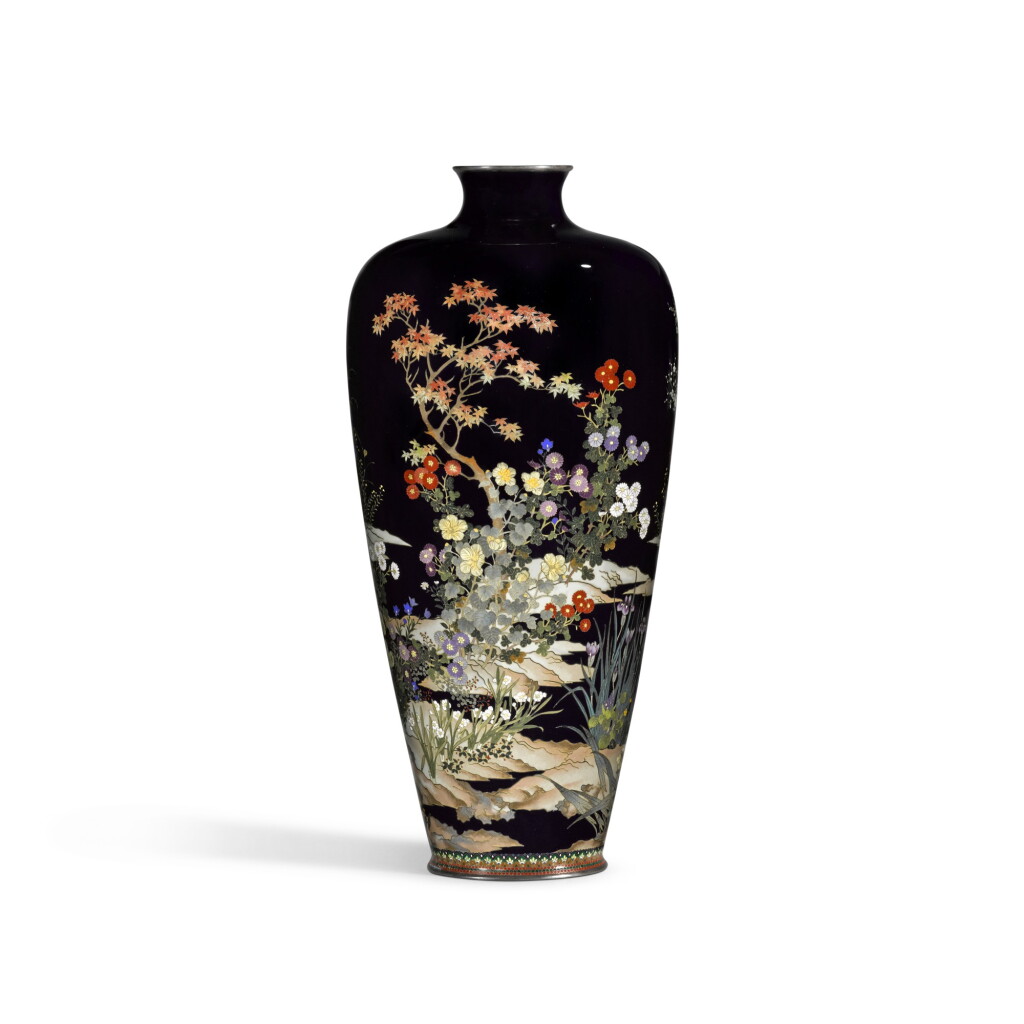 View full screen - View 1 of Lot 146. A CLOISONNÉ VASE, MEIJI PERIOD, LATE 19TH CENTURY.
