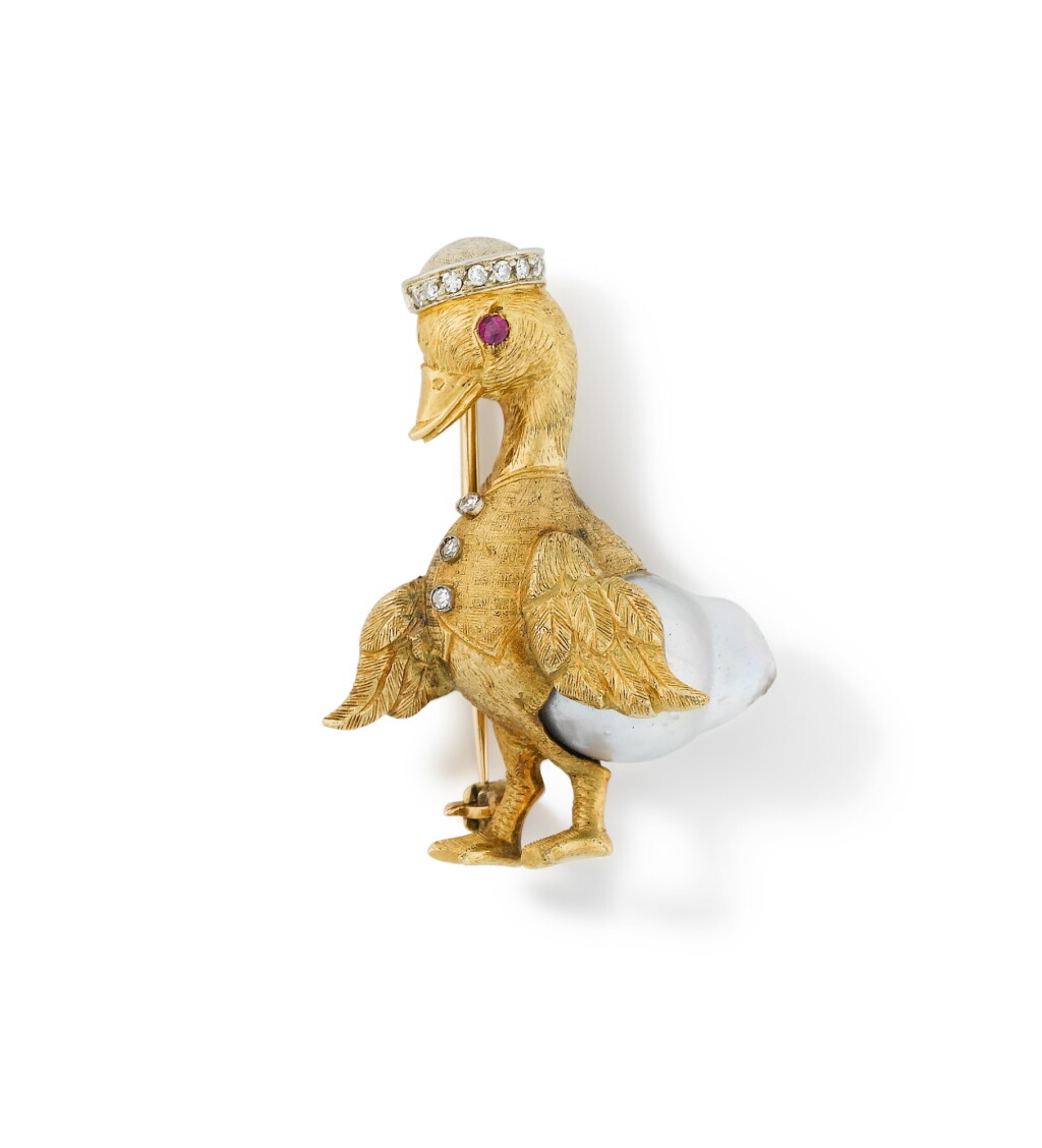 View full screen - View 1 of Lot 314. Van cleef & Arpels | Broche perle baroque rubis et diamants | Baroque pearl ruby and diamond brooch.