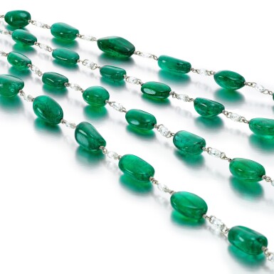 View full screen - View 1 of Lot 43. EMERALD AND DIAMOND LONGCHAIN.