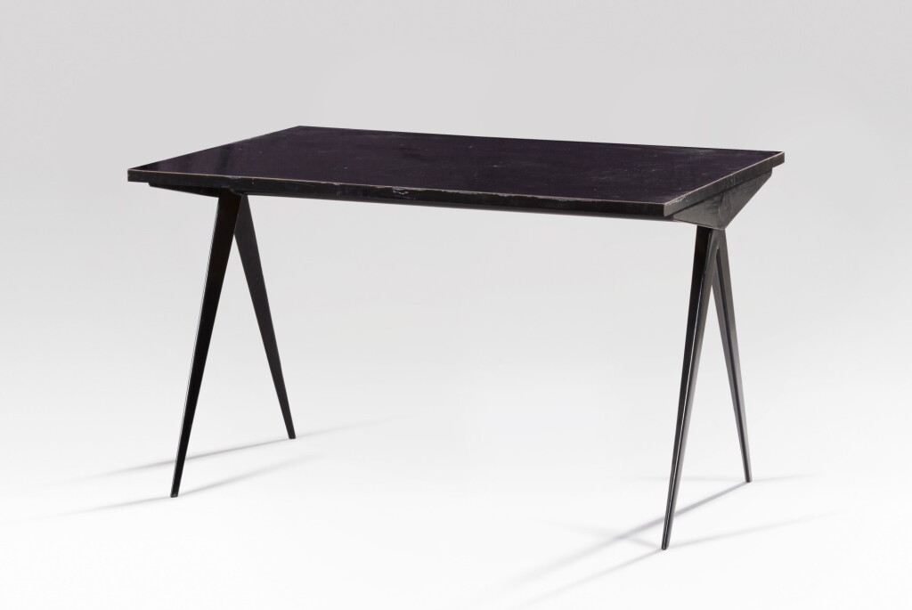 View full screen - View 1 of Lot 133. Table Cafétéria n°512, dite Table Compas.