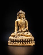 Statuette de Bouddha en alliage de cuivre doré, Tibet, vers le XVe siècle | A gilt copper-alloy figure of Buddha, Tibet, circa 15th century
