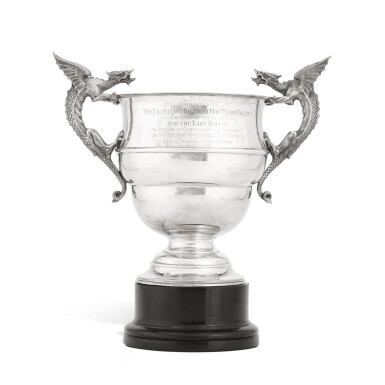 View full screen - View 1 of Lot 180. An Edwardian silver presentation cup, Goldsmiths & Silversmiths Co. Ltd., London, 1906.