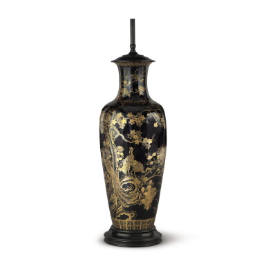 View full screen - View 1 of Lot 584. A CHINESE PORCELAIN MIRROR-BLACK AND GILT-DECORATED VASE, 19TH CENTURY.
